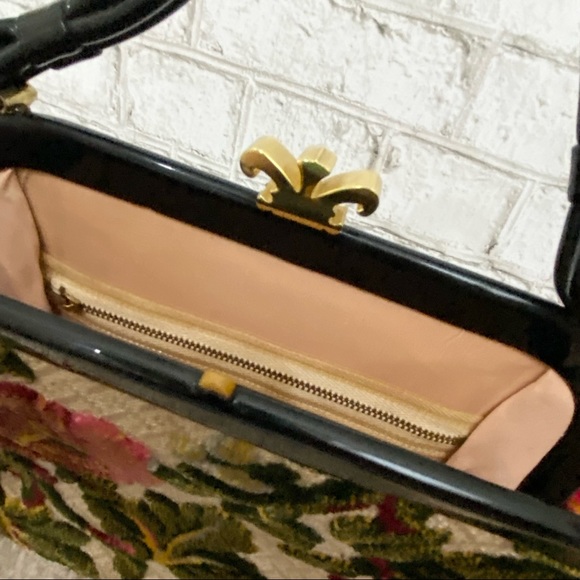 Vintage Chenille Tapestry Floral Clutch Handbag - Picture 12 of 13